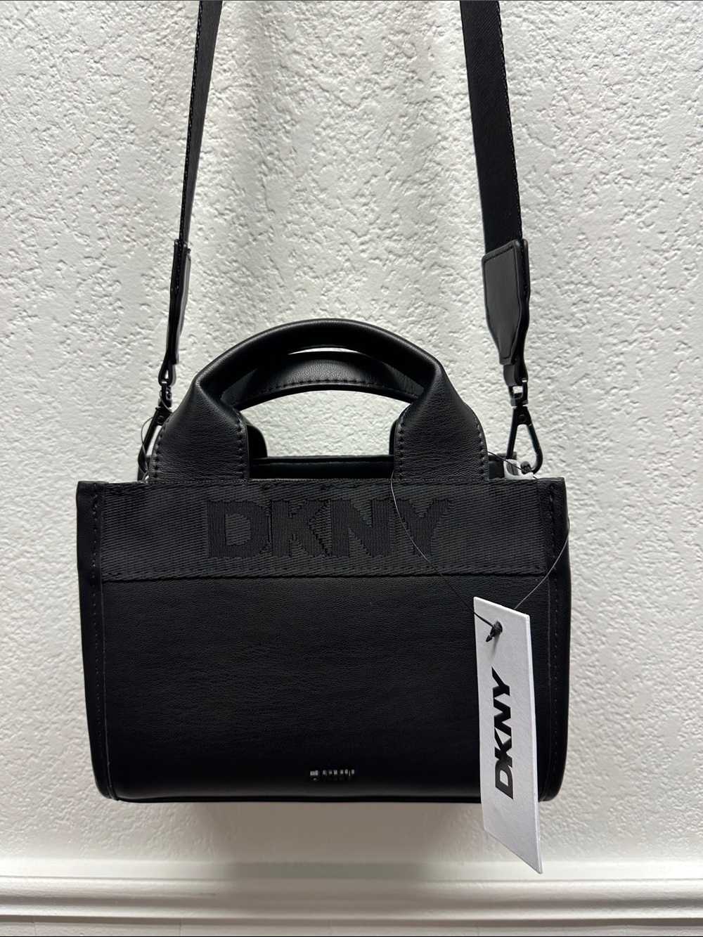 K009 DKNY Cassandra Small Tote Black Vegan Leather Logo Crossbody Handbag NWT